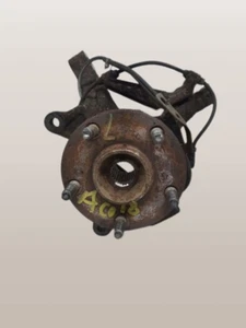 2001-2005 Toyota Rav4 Front Right Passenger Spindle Knuckle Assembly Oem - Picture 1 of 1