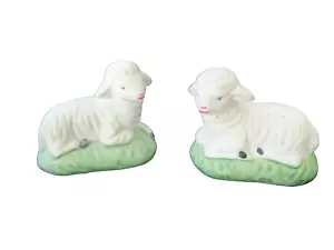 ¡Base verde de colección de corderos de natividad! ¡2!! ¡TAIWAN! ¡CERÁMICA! De 2 1/4" de alto - Imagen 1 de 6