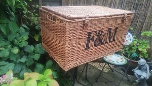 Extra Large Fortnum and Mason F&M Wicker Hamper Basket - Picture 1 of 3