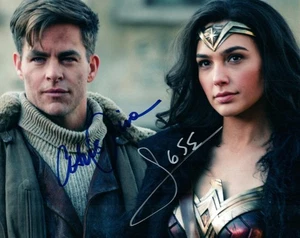 Chris Pine Gal Gadot signed 8x10 Photo autograph Picture autographed and COA - Picture 1 of 1