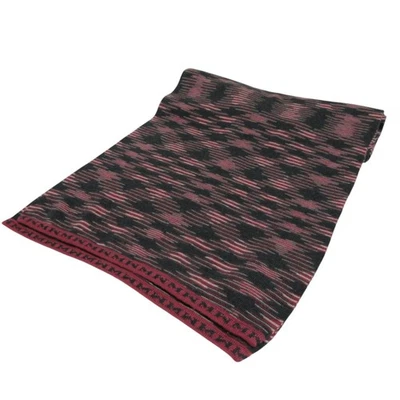 Bufanda Tejida Missoni Geométrica Borde Logo Rojo Gris Mujer USADA Foto 1 de 4