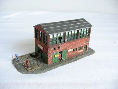 SM192* FALLER N Halle Werkstatt gebaut - Bild 1 von 3