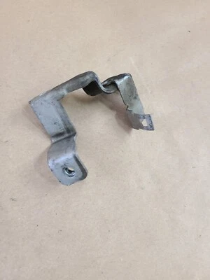 Soporte de válvula solenoide de purga de bote de vapor Acura RL 1999-2004 OEM Foto 1 de 4