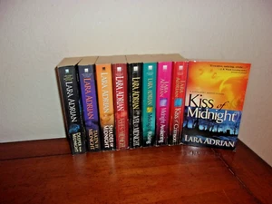 Lot 9 PB Lara Adrian Paranormal Romance Books MIDNIGHT BREED SERIES ~ Nice Shape - Picture 1 of 4