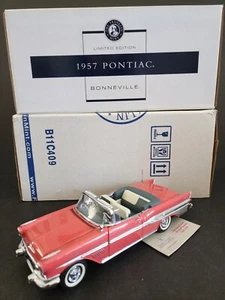 FRANKLIN MINT 1957 PONTIAC BONNEVILLE LIMITED EDITION 1/24 DIECAST SR - Picture 1 of 11