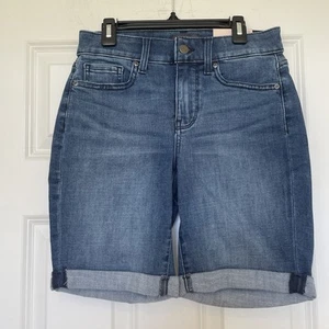 NWT NYDJ Cuffed Denim Shorts Size 0 Lift & Tuck Medium Blue Zip Cotton Blend - Picture 1 of 12