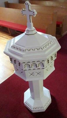 SOPORTE CUBIERTO BAUTISMAL IGLESIA MADERA DECORADO MEDIADOS DE SIGLO Foto 1 de 4