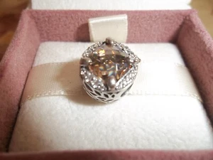 Genuine Pandora Silver Radiant Grains Charm with Champagne Stone 797650CCZ - Picture 1 of 3