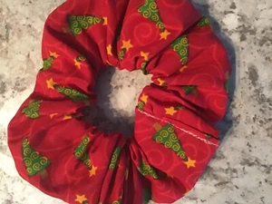 Christmas Tree red green SCRUNCHIE Christmas HAIR ELASTIC Scrunchies vsco girl . - Picture 1 of 1
