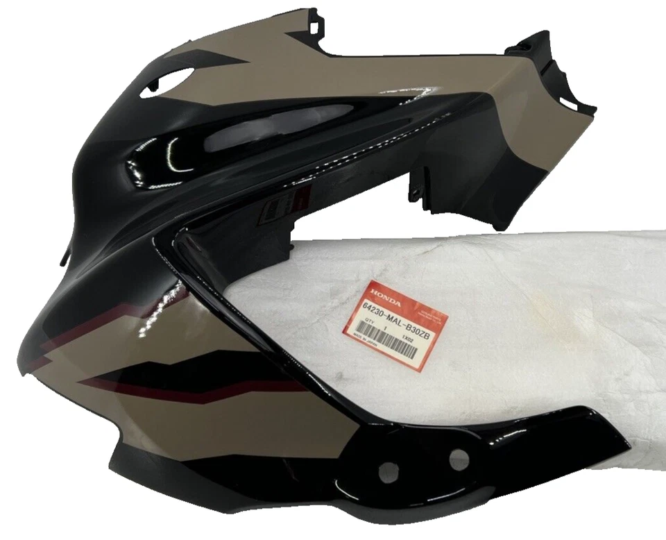 JUEGO CAPOTA HONDA MOTO 1998 CBR600F3, R. (SUPERIOR) TIPO 5 P/N 64230-MAL-B30ZB Foto 1 de 4