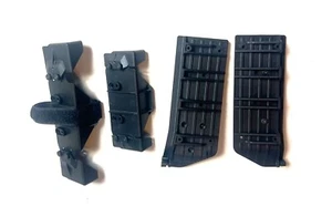 AXIAL SCX10 III Base Camp Plastica, lega batteria, pattini - Foto 1 di 3