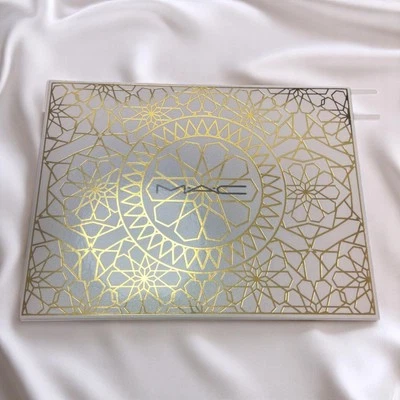 MAC Lidschatten Palette Pearl Essence Makeup Set 100% Authentic - Bild 1 von 4