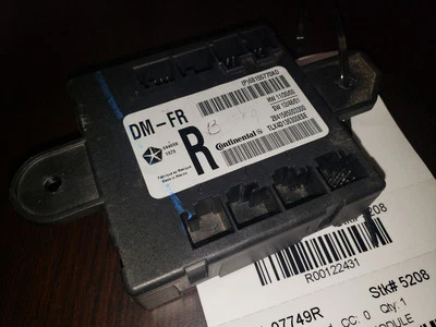 RAM 3500 2015 módulo de puerta delantera para pasajeros. NÚMERO DE PIEZA 68155770AD Foto 1 de 4