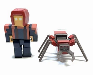 Lot of 2 Roblox Red Ant and Guardian Figure Fantastic Frontier  - Picture 1 of 5