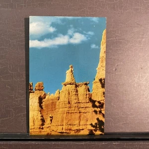 Queen Victoria Rock Formation Bryce Canyon National Park Utah Vintage Postcard - Picture 1 of 4