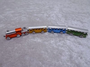Gebr. Hildner Metall Design Spielzeug Mini Modell Eisenbahn Zug 4 tlg. Vintage - Bild 1 von 6