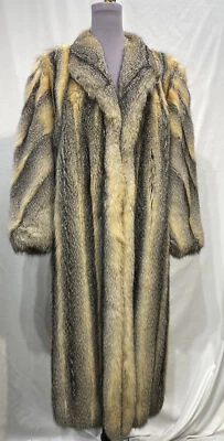 abrigo zorro americano gris (1003) Foto 1 de 3