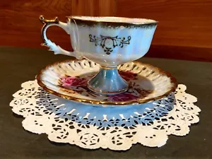 SET TAZZE DA TÈ VINTAGE SENZA MARCHIO ORNATO STILE PIEDISTALLO PORCELLANA - Foto 1 di 10
