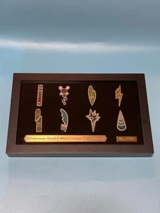 Pokemon Gym Badge Collection BW2 Black White 2 Pins Set of 8 Complete r#  - Picture 1 of 6