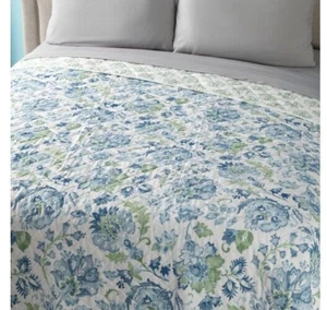 Rachel Ashwell KING SIZE Quilt Bold Jacobean Floral Blue Green Reversible NEW - Picture 1 of 10