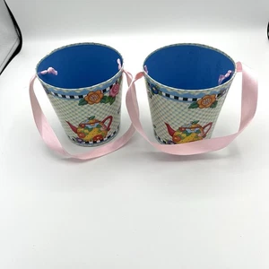 2 cubos de papel caprichosos MARY ENGELBREIT con asas de cinta rosa decoración de 4"x4" - Imagen 1 de 23