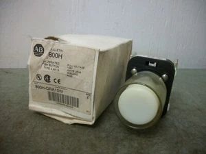 ALLEN-BRADLEY WHITE ILLUMINATED MOMENTARY PUSHBUTTON 800H-QRA10W 120VOLT NIB - Picture 1 of 2