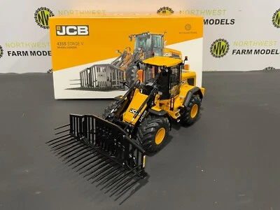 AT COLLECTIONS 1:32 SCALE JCB 435S AGRI WHEELED LOADALL WITH FOLDING BUCK RAKE - Image 1 of 4