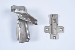 GRASS 1203 Model 1988070 Slide-On Hinge Full Overlay 170° with Base Plate - Picture 1 of 10