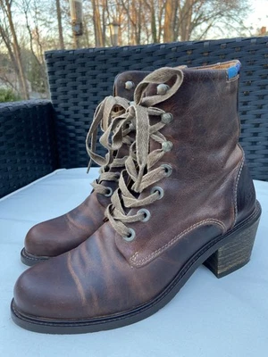 Botas marrones con cordones para mujer JOHN FLUEVOG Adriana NUNI talla 7,5 Foto 1 de 4