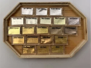 20 x Au Gold leaf From 6ct - 24ct Pure all in Periodic Element Tiles - Picture 1 of 4