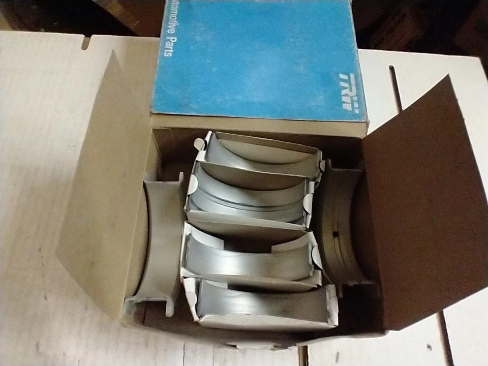421 428 455 PONTIAC MAIN BEARINGS .010 UNDER MS2667P TRW — 第 1/1 张图片