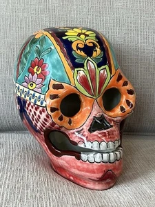 Calavera de Azúcar Día de Muertos Mexicana Talavera 9" Altura Cerámica Arte Popular - Imagen 1 de 9