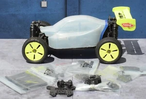 KYOSHO MINI INFERNO 4WD RC BUGGY 1/18 TEILE - Bild 1 von 14