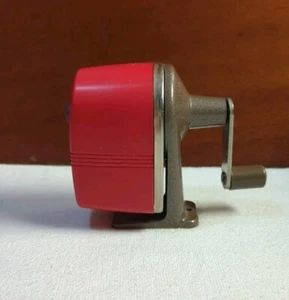 VTG Berol Pencil Sharpener 2A Desktop Fixture with Red Plastic Case 1960s USA - Picture 1 of 6
