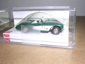 Praline #5402 1956 Chevy Corvette Cabrio mit Top Down "rot" 1:87 - Bild 1 von 1