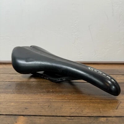 Sillín Serfas Ferano Seat Rieles Fibra de Carbono Años 2000 Carrera2009 Foto 1 de 4