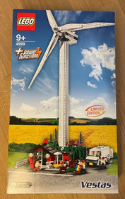 LEGO 4999 Vestas  Windmill - Limited Qty