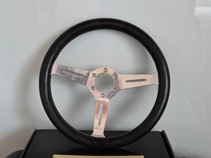 Volante MOMO Porsche 944 964 911 Carrera Targa Turbo Alfa GT GTV steering wheel - Picture 1 of 5