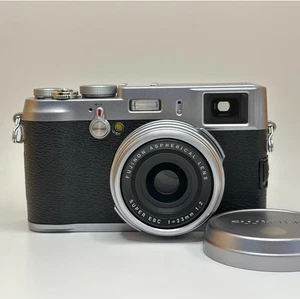 Fujifilm X100 12.3MP APS-C CMOS EXR 4x Optical Zoom Digital Camera -100% Working - Picture 1 of 11