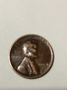 1957 D Lincoln Wheat Penny -MINT-Dark Brown Copper 1 Cent Coin RARE color SHINES - Picture 1 of 2