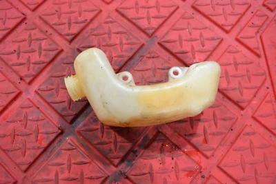 Weed Eater FeatherLite SST25 25cc String Trimmer OEM Fuel Tank - Image 1 of 4