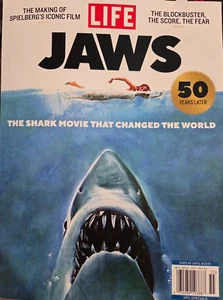 Life Magazine-Jaws-50 Years Later-2025-Brand New-Never Read! - Foto 1 di 10