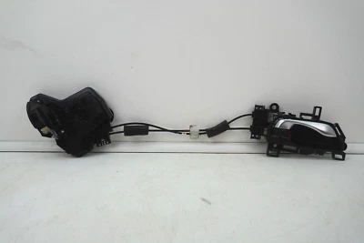 HONDA HR-V ATUADOR DE TRAVA DE PORTA TRASEIRA DIREITA DO LADO DO PASSAGEIRO FABRICANTE DE EQUIPAMENTO ORIGINAL 2023 - Imagem 1 de 4