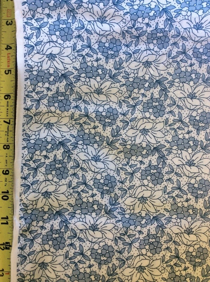 TELAS GENERALES - AZUL/GRIS FLORAL-- POR YARDA Foto 1 de 1
