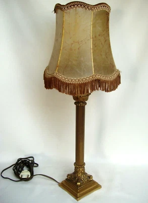 Superbe lampe en bronze des années 1960 de style Empire / Abat jour en peau - Photo 1/4