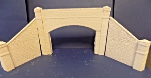 DOUBLE TRACK RANDOM STONE TUNNEL MOUTH WITH ABUTMENTS OO GAUGE - Picture 1 of 4