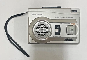 Radio Shack Model CTR-122 A Portable Cassette Voice & Tape Recorder Tested/Works - Picture 1 of 13