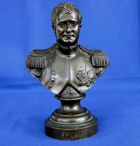 Buste de Napoléon 1er Empereur en Bronze Patiné d'Epoque XIXème Siècle - Photo 1/10