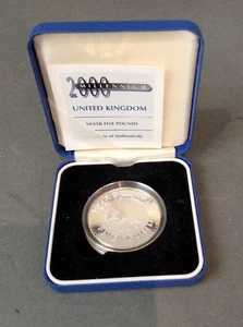Royal Mint Silver Proof Millennium Coin 5 Pounds Boxed with Certificate AM/UJ - Picture 1 of 11
