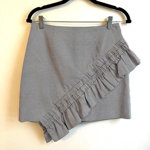 C/MEO Collective Ruffle Mini Skirt Print Gray White Asymmetric Medium 28” - Picture 1 of 5